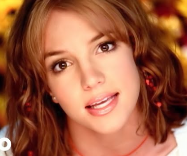 makna-lagu-from-the-bottom-of-my-broken-heart-britney-spears