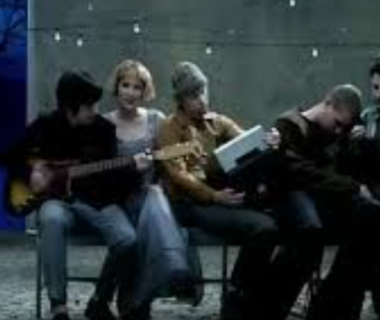 Makna Lagu Kiss Me – Sixpence None the Richer